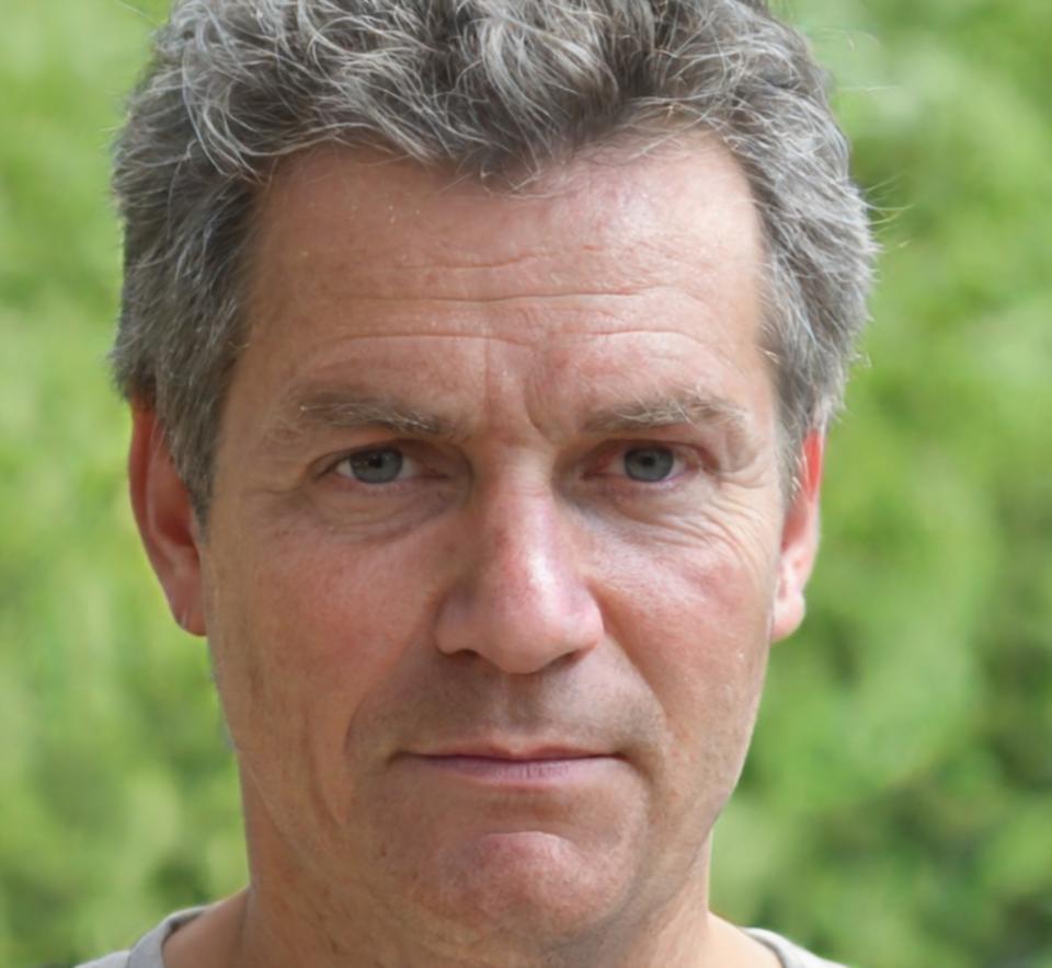 Student testimonial portrait